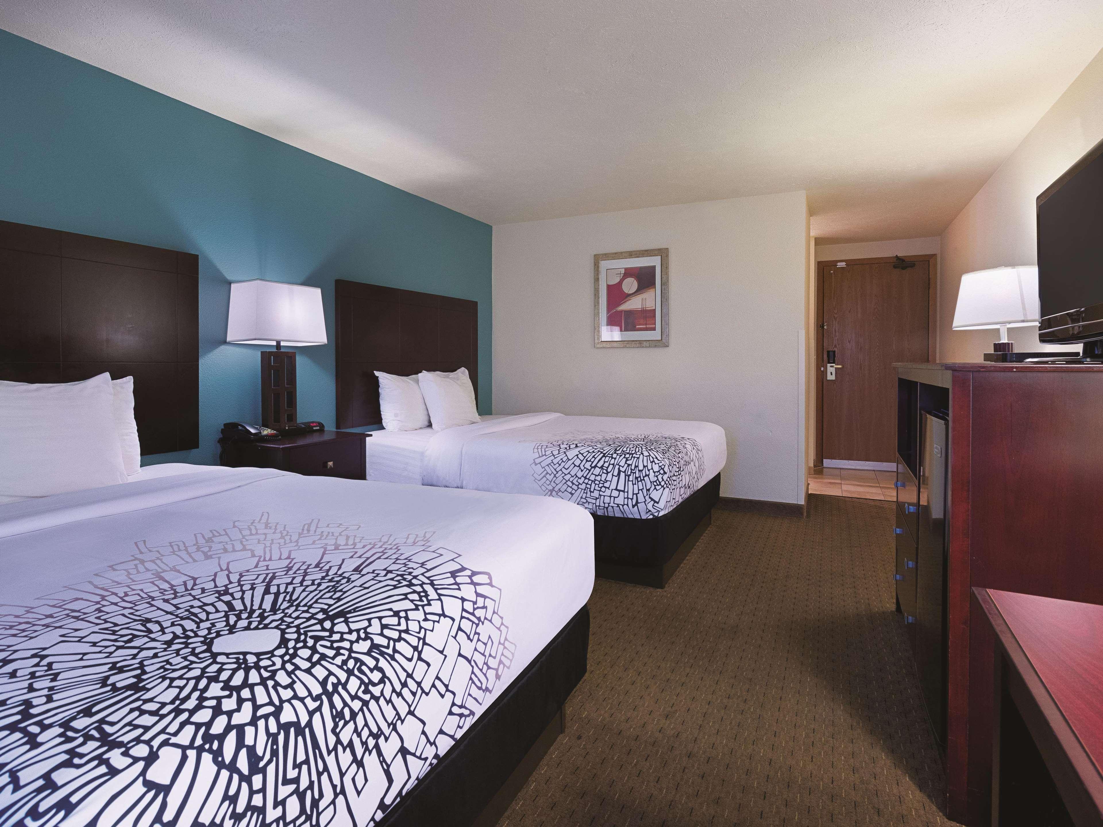 Hotel La Quinta By Wyndham Portland Nw Exterior foto