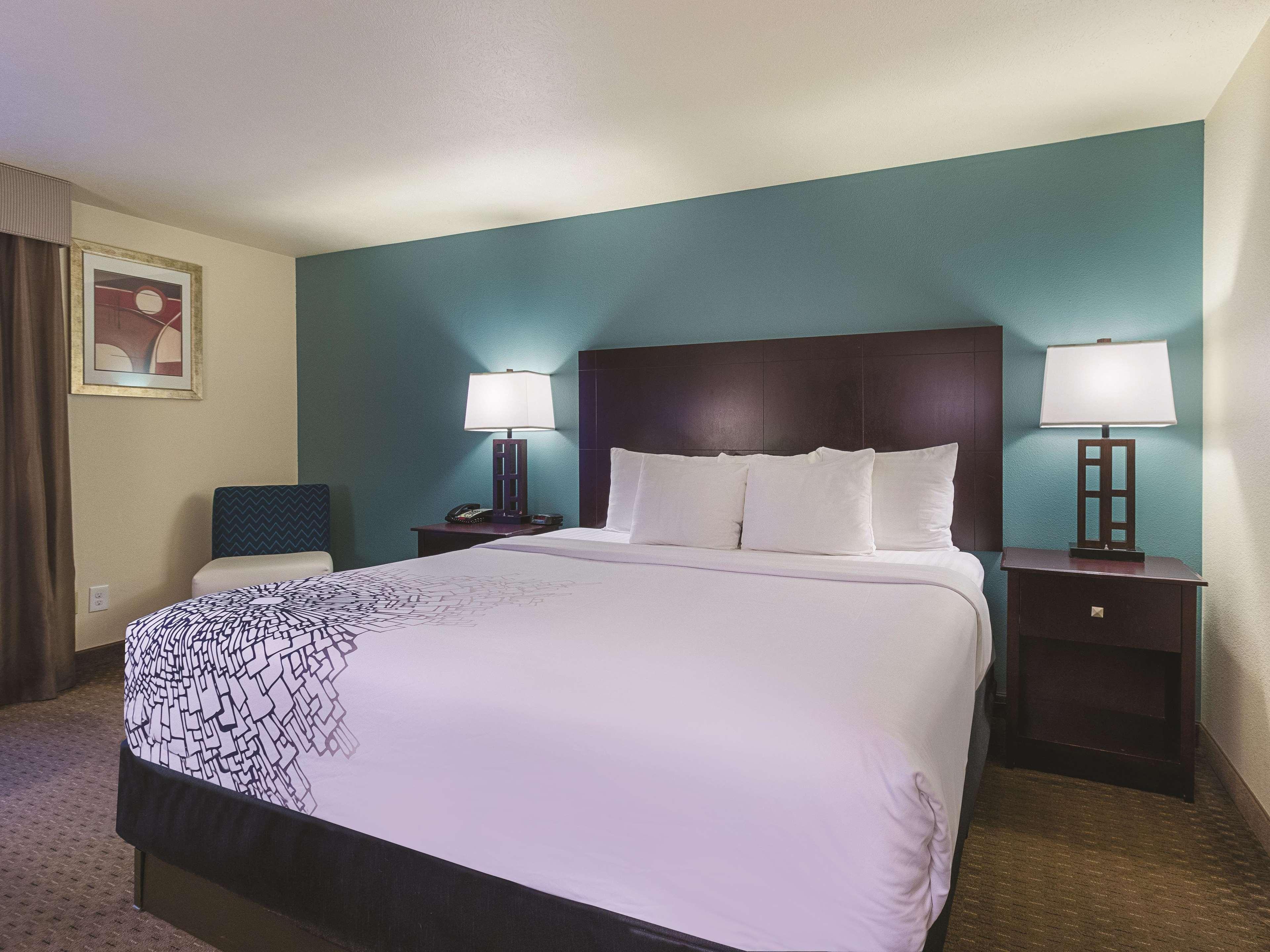 Hotel La Quinta By Wyndham Portland Nw Exterior foto