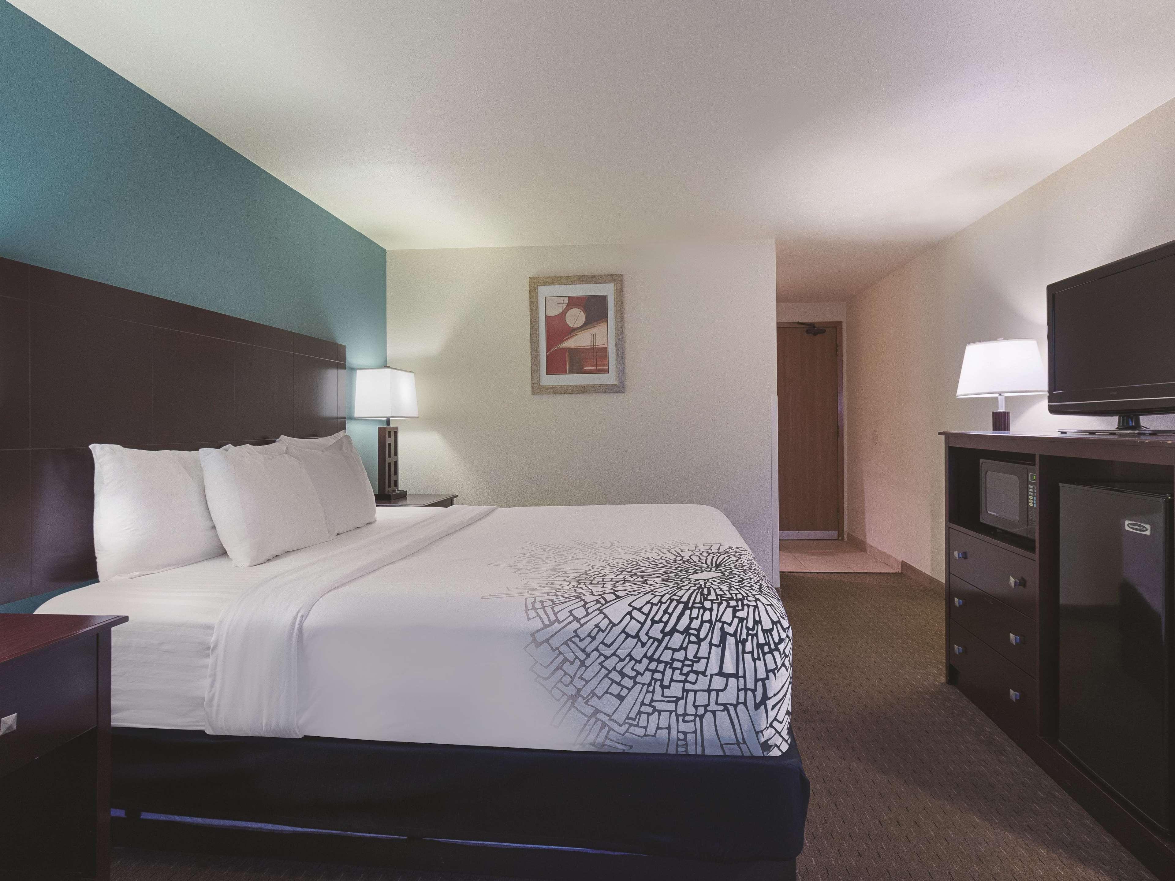 Hotel La Quinta By Wyndham Portland Nw Exterior foto